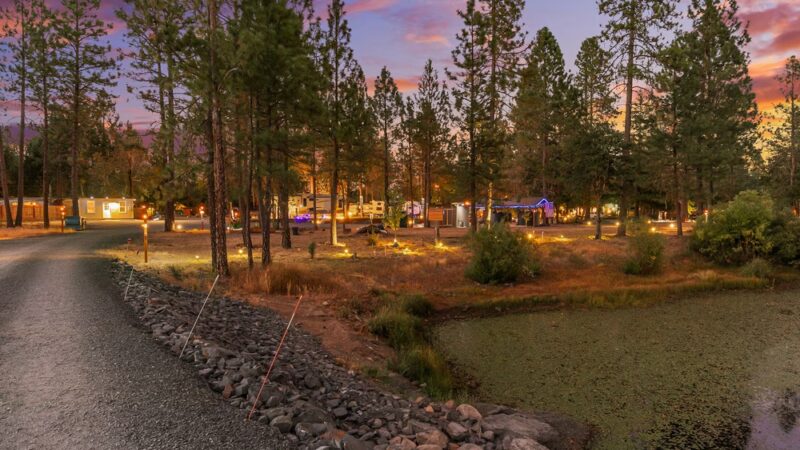Zoomtown RV Park - O'Brien, OR