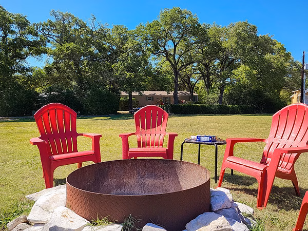 The Patch in Paige - Paige, TX