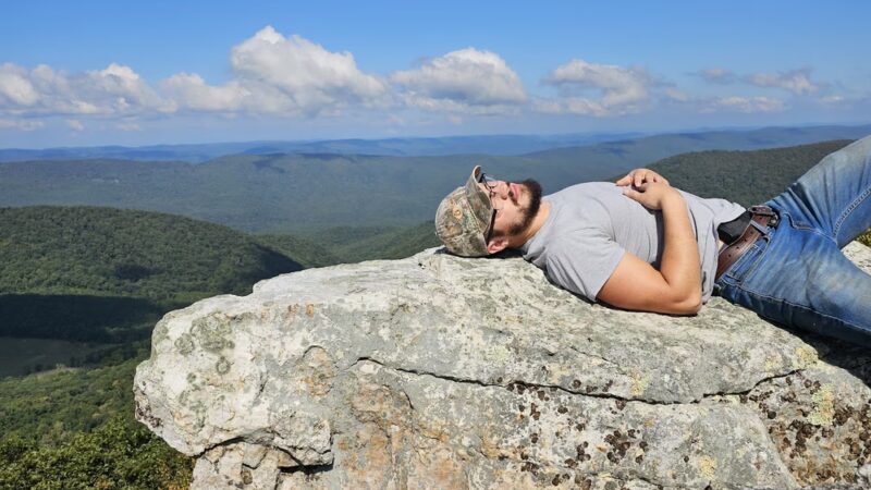 Hanging Rock Overlook Trail - Paint Bank, VA