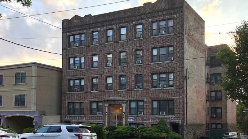 Maples on Broad - Palisades Park, NJ