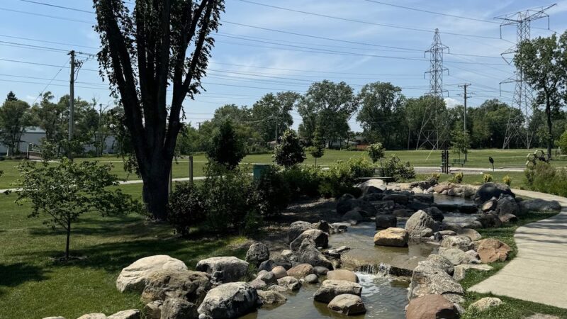 Pleasure Lake Park - Palos Hills, IL