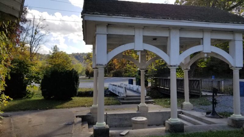 Pence Springs Flea Market - Pence Springs, WV