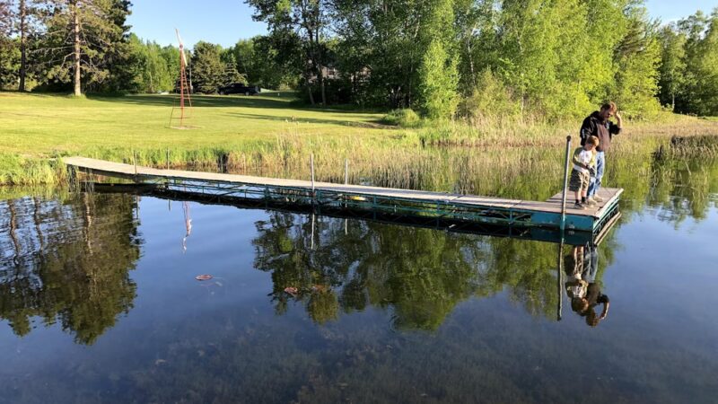 Red Beard's Resort - Pennington, MN