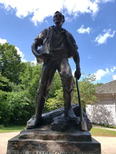 Lincoln's New Salem State Historic Site - Petersburg, IL