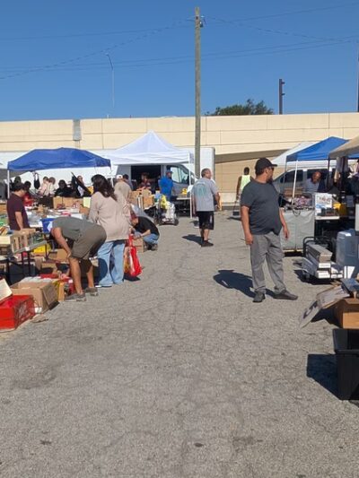 Quaker City Flea Market - Philadelphia, PA