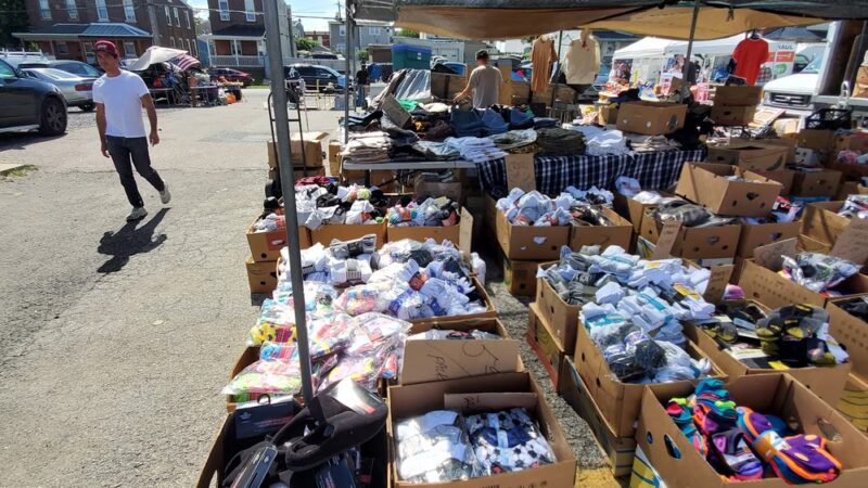 Quaker City Flea Market - Philadelphia, PA