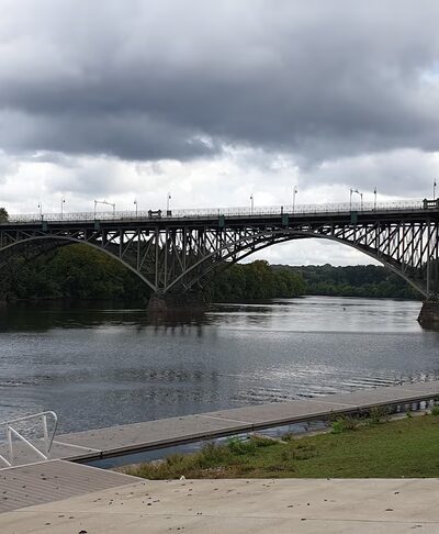 Schuylkill River Jogging Trail - Philadelphia, PA