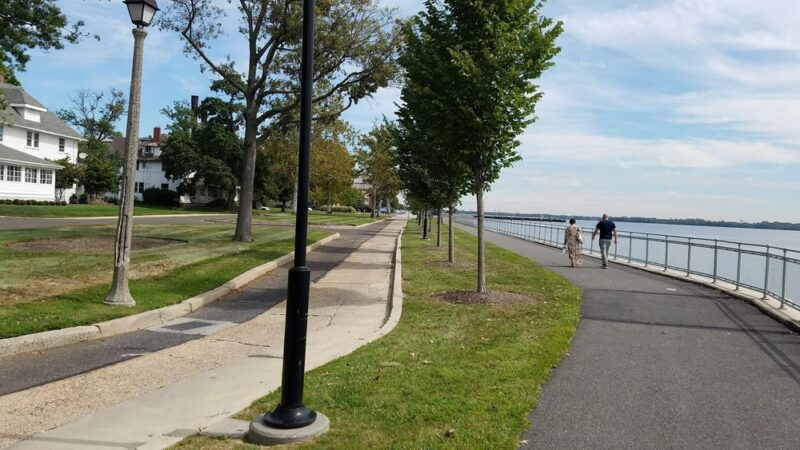 The Riverfront Greenway - Philadelphia, PA