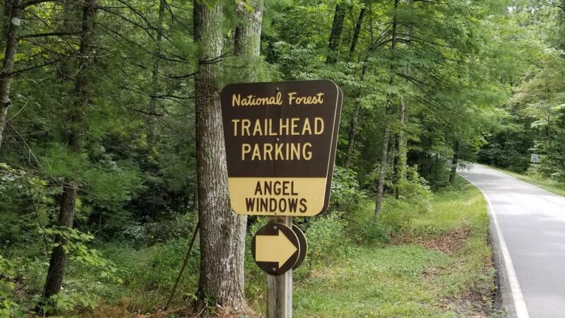 Angel Windows Trailhead - Red River Gorge - Pine Ridge, KY