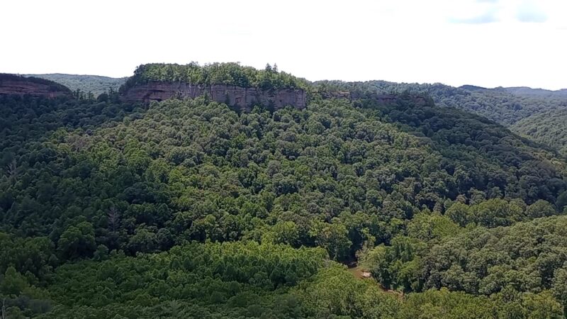 Chimney Top Rock Trailhead - Pine Ridge, KY