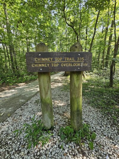 Chimney Top Rock Trailhead - Pine Ridge, KY