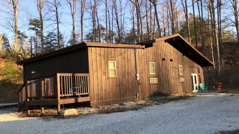 Red Wolfe Lodge - Pine Ridge, KY