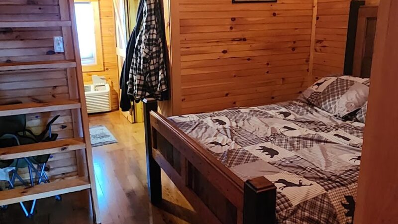 Red Wolfe Lodge - Pine Ridge, KY