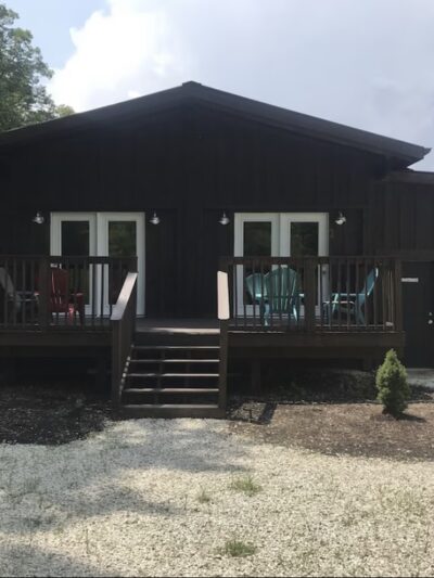 Red Wolfe Lodge - Pine Ridge, KY