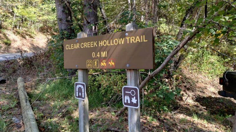 Clear Creek Hollow Trail Parking - Pineville, KY