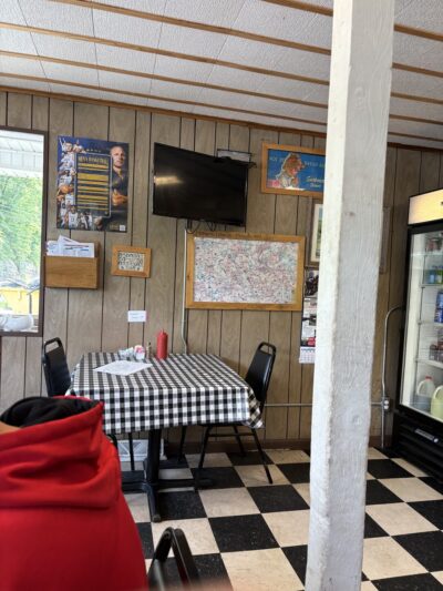 Pinnacle Drive Inn - Pineville, WV