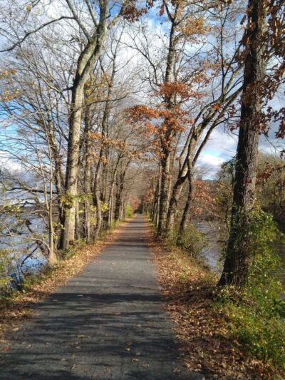 Delaware & Raritan Canal State Park Trail - Piscataway, NJ