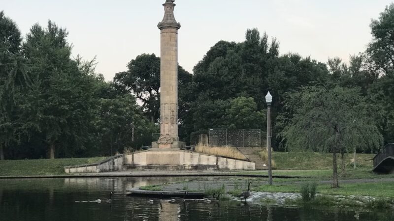 Off Leash Dog Exercise Area - Pittsburgh, PA