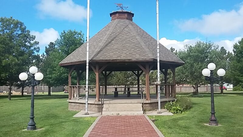Pride Square Park - Plains, KS