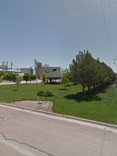 Pride Square Park - Plains, KS