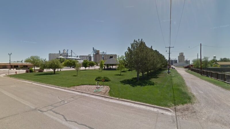 Pride Square Park - Plains, KS