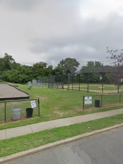 Town of Oyster Bay Neighborhood Park Plainview P12 - Plainview, NY