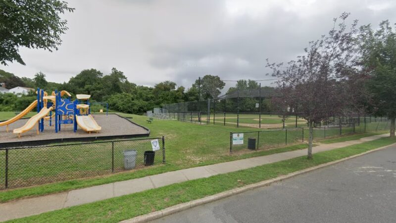 Town of Oyster Bay Neighborhood Park Plainview P12 - Plainview, NY