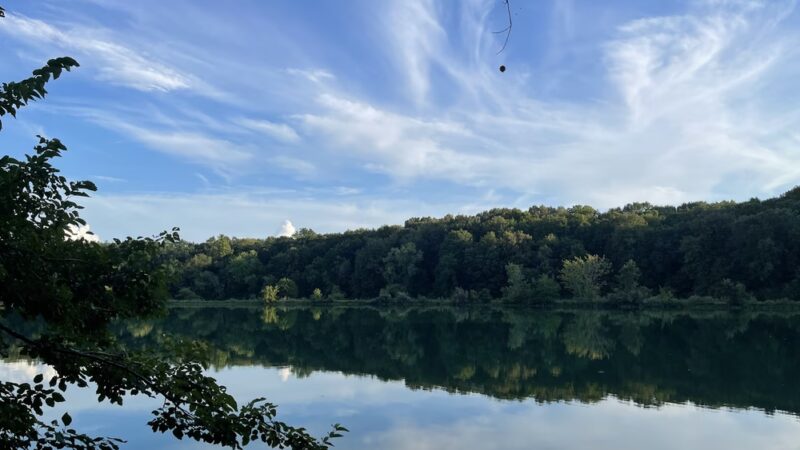 Loon Lake Parking Lot - Plano, IL
