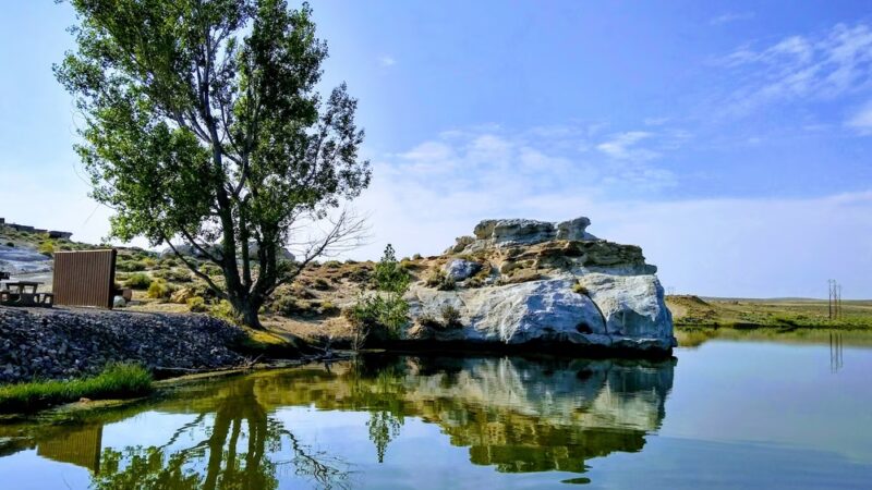 Bridger Pond Park - Point of Rocks, WY