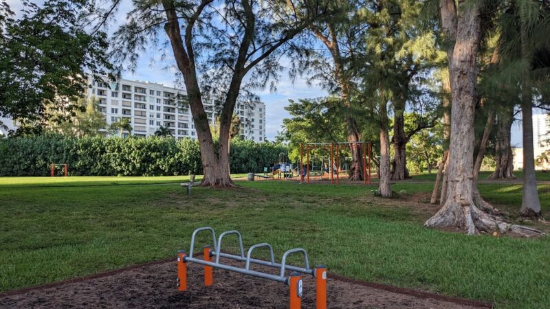 Harbor's Edge Park - Pompano Beach, FL