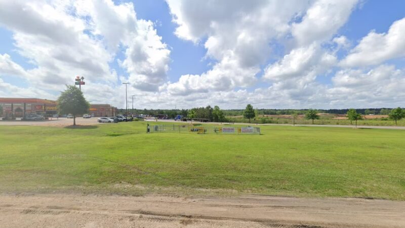 Dog Park at Love's Travel Stops - Poplarville, MS