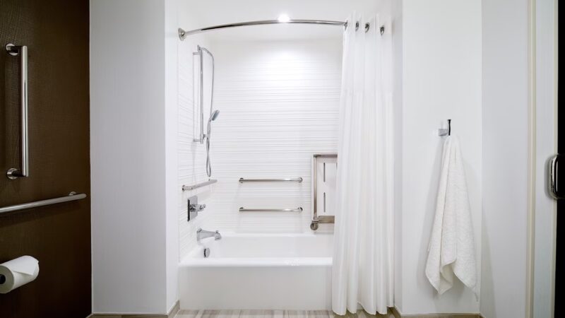 Hilton Garden Inn Roslyn - Port Washington, NY