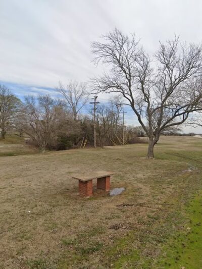 Prague Roadside Pulloff Park - Prague, OK