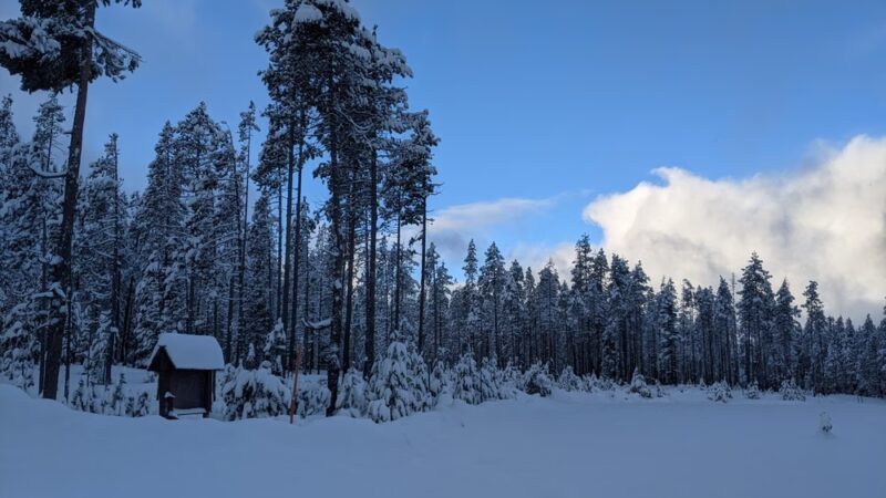 Thousand Springs Sno-Park / Staging - Prospect, OR