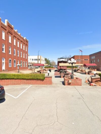 Sante Fe Plaza - Purcell, OK