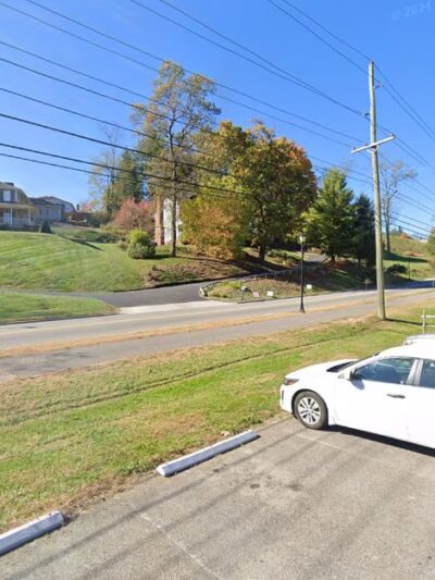 Riverway Trail Parking - Radford, VA