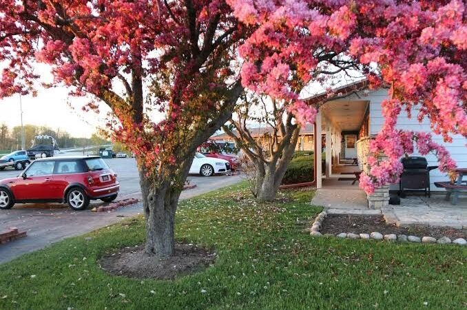 Wisconsin-Aire Motel - Random Lake, WI