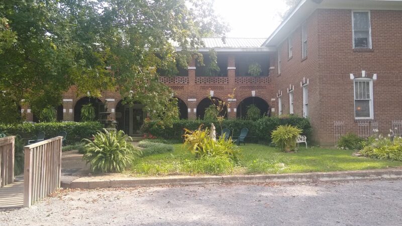 Red BOILING SPRINGS CITY PARK. - Red Boiling Springs, TN