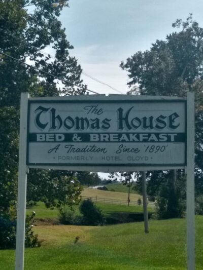 Red BOILING SPRINGS CITY PARK. - Red Boiling Springs, TN