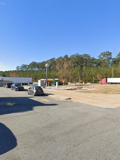Dog Park at Love's Travel Stops - Richmond Hill, GA