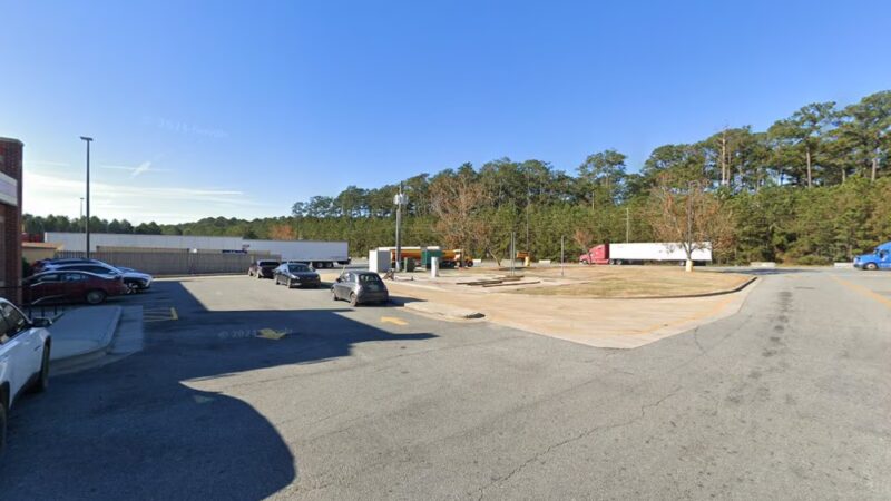 Dog Park at Love's Travel Stops - Richmond Hill, GA