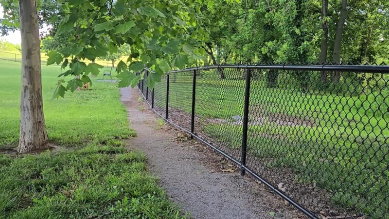 E. H. Young Riverfront Park Off-Leash Dog Park - Riverside, MO