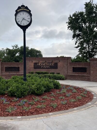 Honey Bee Park - Robertsdale, AL