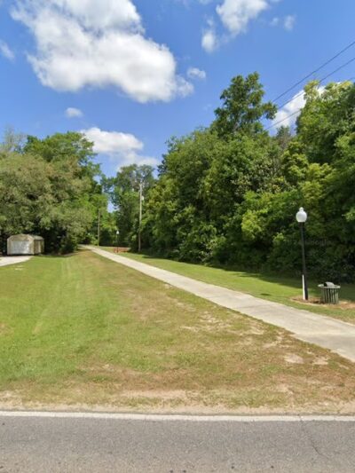 Walking Trail - Robertsdale, AL