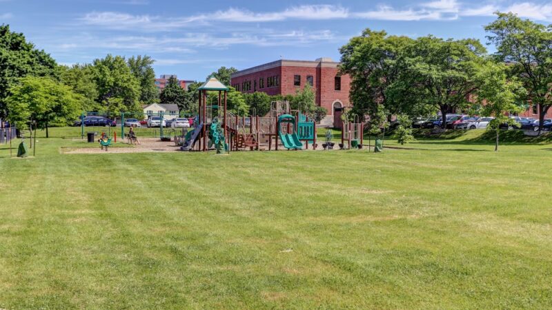 Eastmoreland Park - Rochester, NY