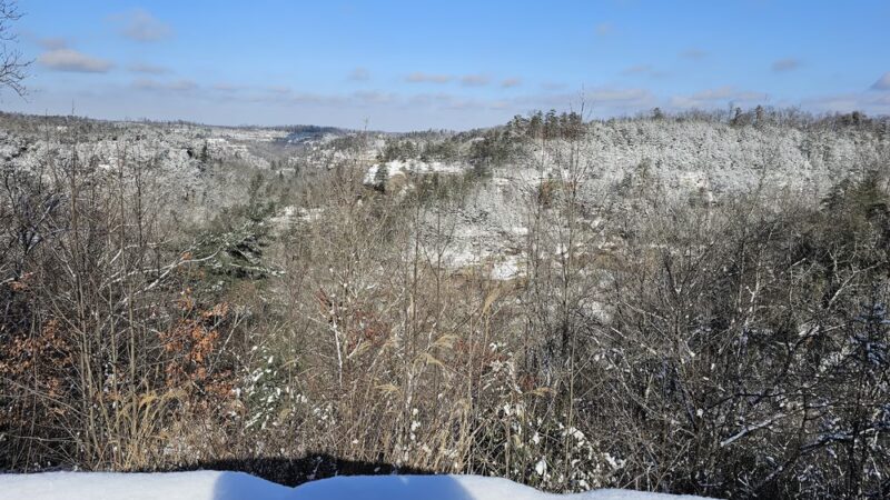 Tunnel Ridge Road Lookout - Rosslyn, KY