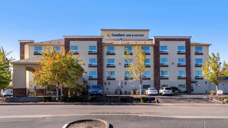 Comfort Inn & Suites - Salem, OR