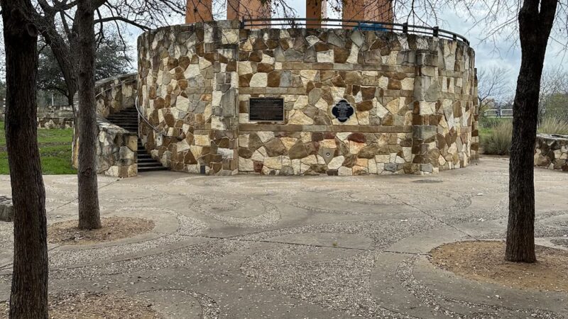 Riverwalk: E Theo Ave Trailhead - San Antonio, TX