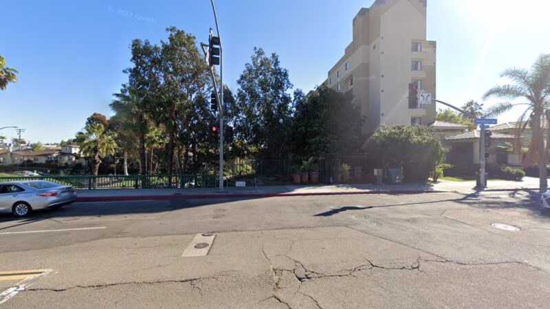Off Leash Dog Park - University Ave ♥️ Rock Little Dogs - San Diego, CA