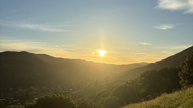 Queenstone Fire Road Trailhead - San Rafael, CA